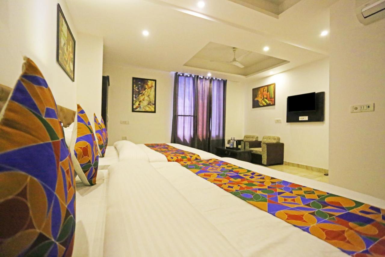 Hotel The Best Near Delhi Airport New Delhi Eksteriør billede